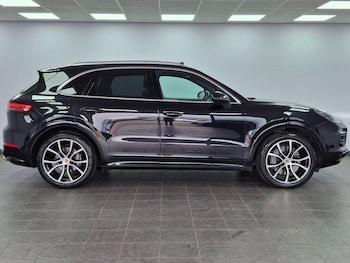 Used Porsche Cayenne 2019 for sale - 78229018: Photo
