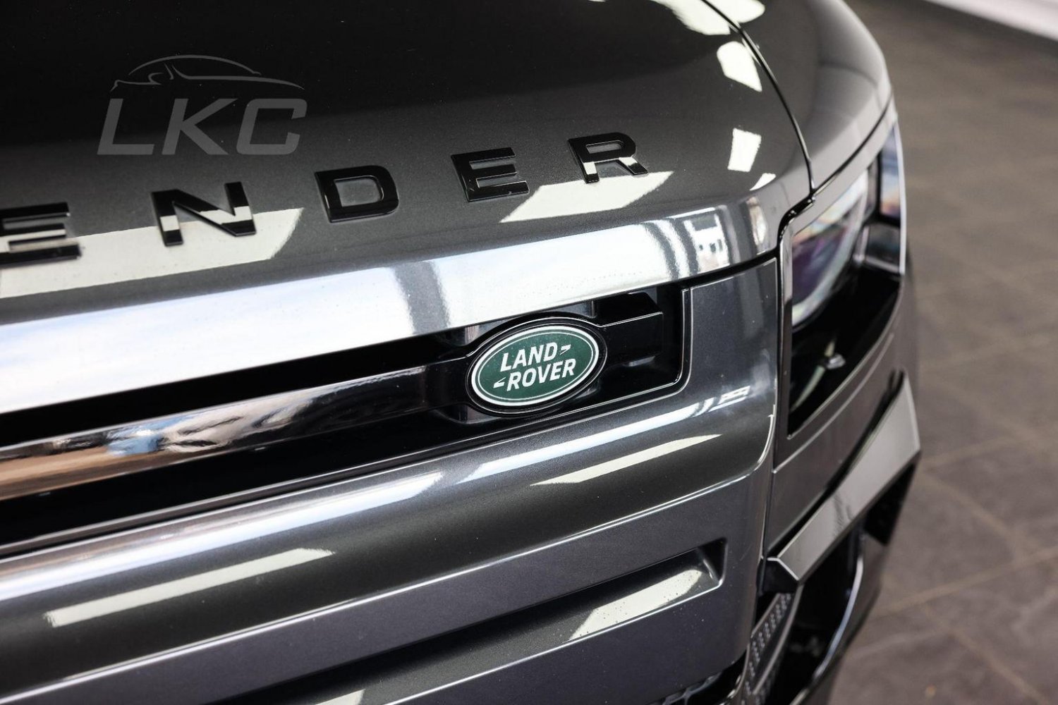 Used Land Rover Defender 110 2023 for sale - 76794598: Photo 3