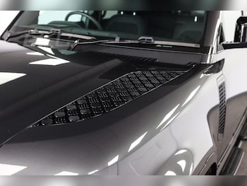 Used Land Rover Defender 110 2023 for sale - 76794598: Photo