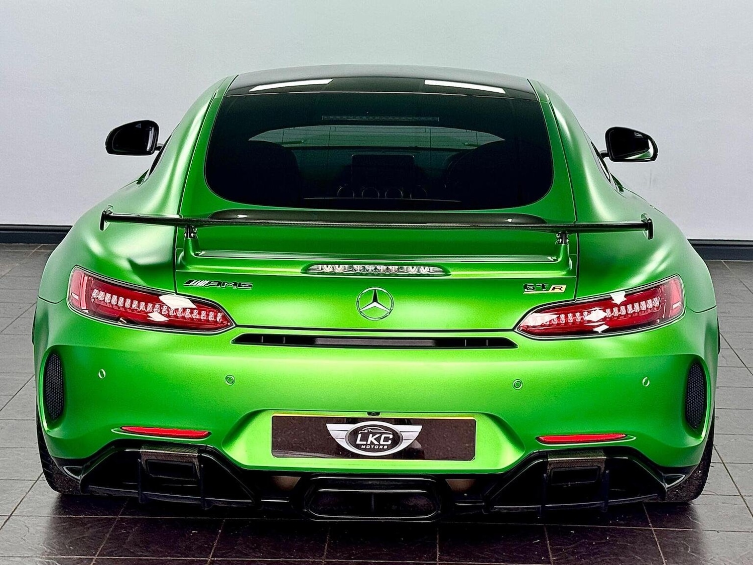 Used Mercedes-Benz AMG GT 2017 for sale - 76281386: Photo 10