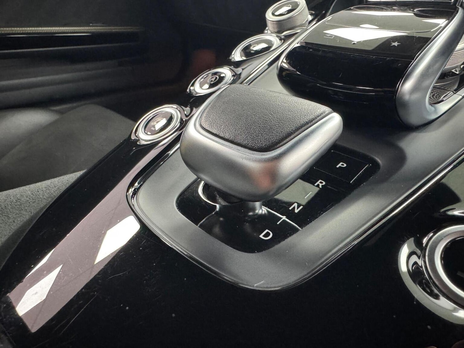 Used Mercedes-Benz AMG GT 2017 for sale - 76281386: Photo 16