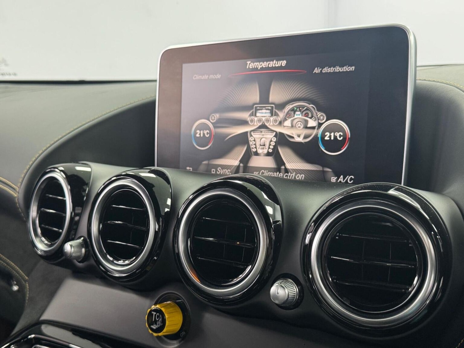 Used Mercedes-Benz AMG GT 2017 for sale - 76281386: Photo 36