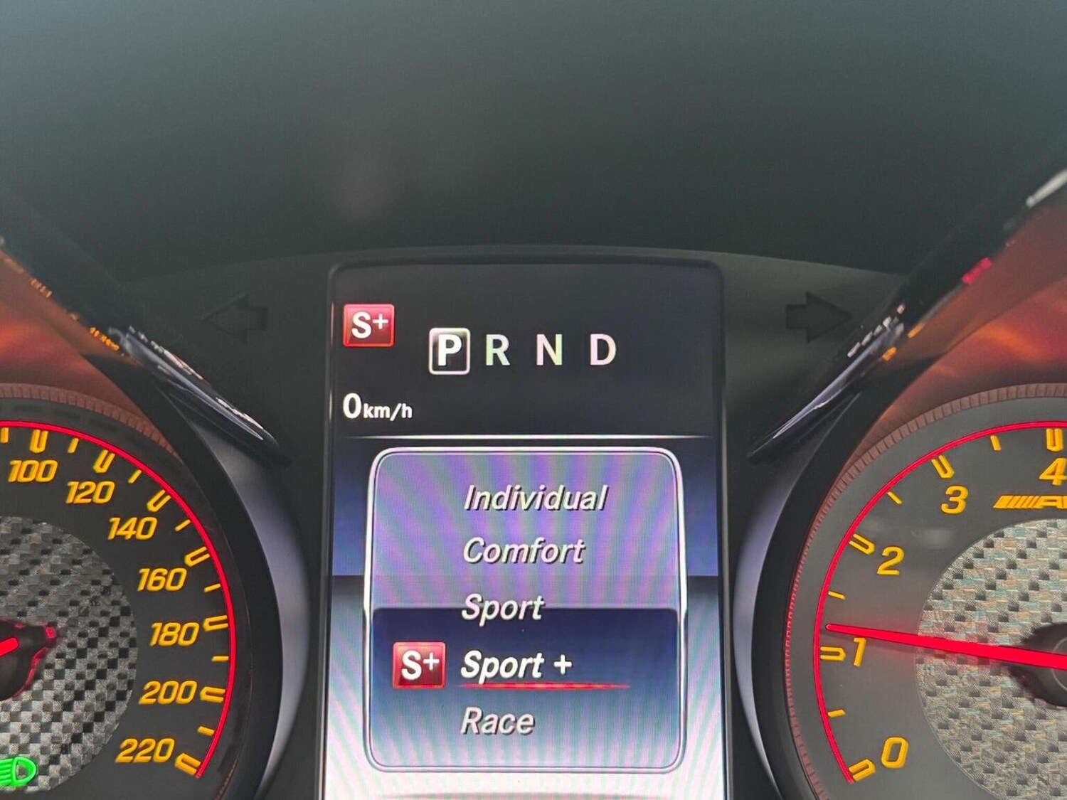 Used Mercedes-Benz AMG GT 2017 for sale - 76281386: Photo 37