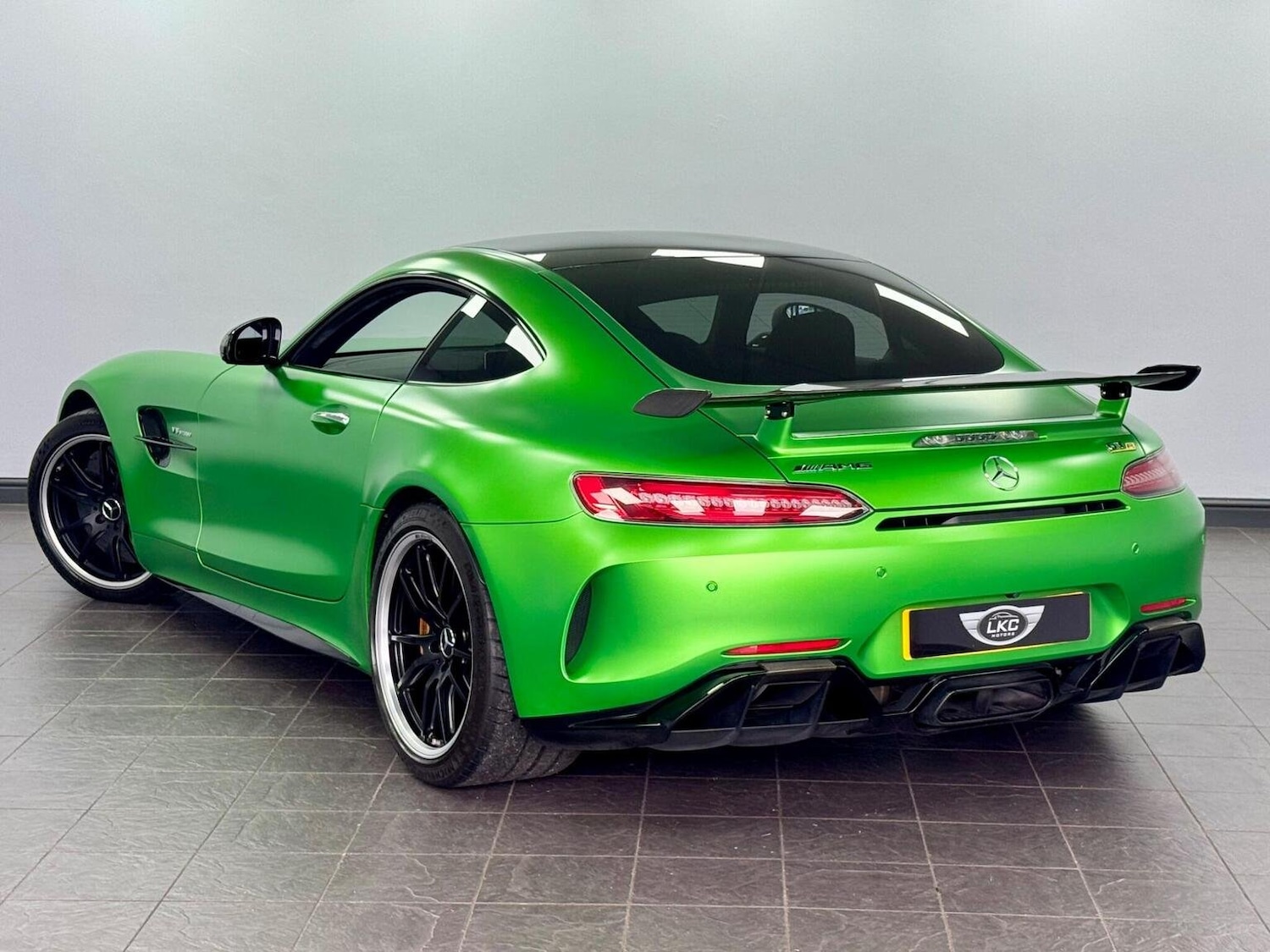 Used Mercedes-Benz AMG GT 2017 for sale - 76281386: Photo 50