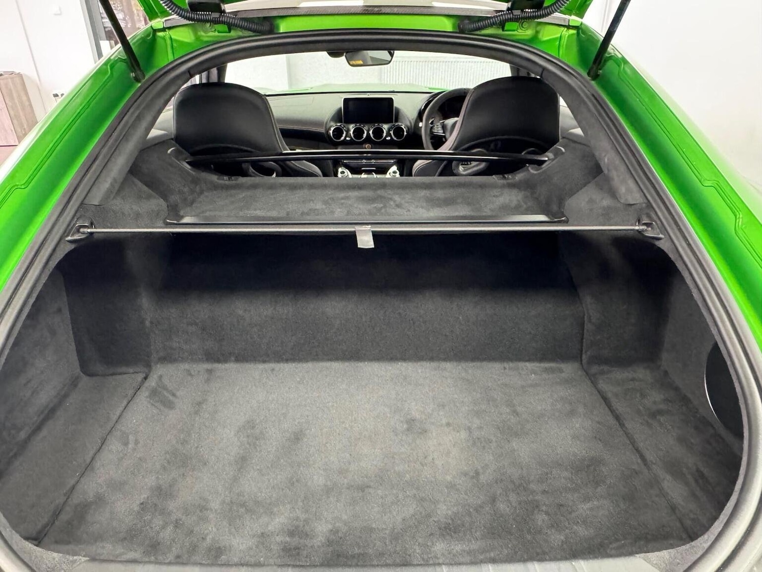 Used Mercedes-Benz AMG GT 2017 for sale - 76281386: Photo 63