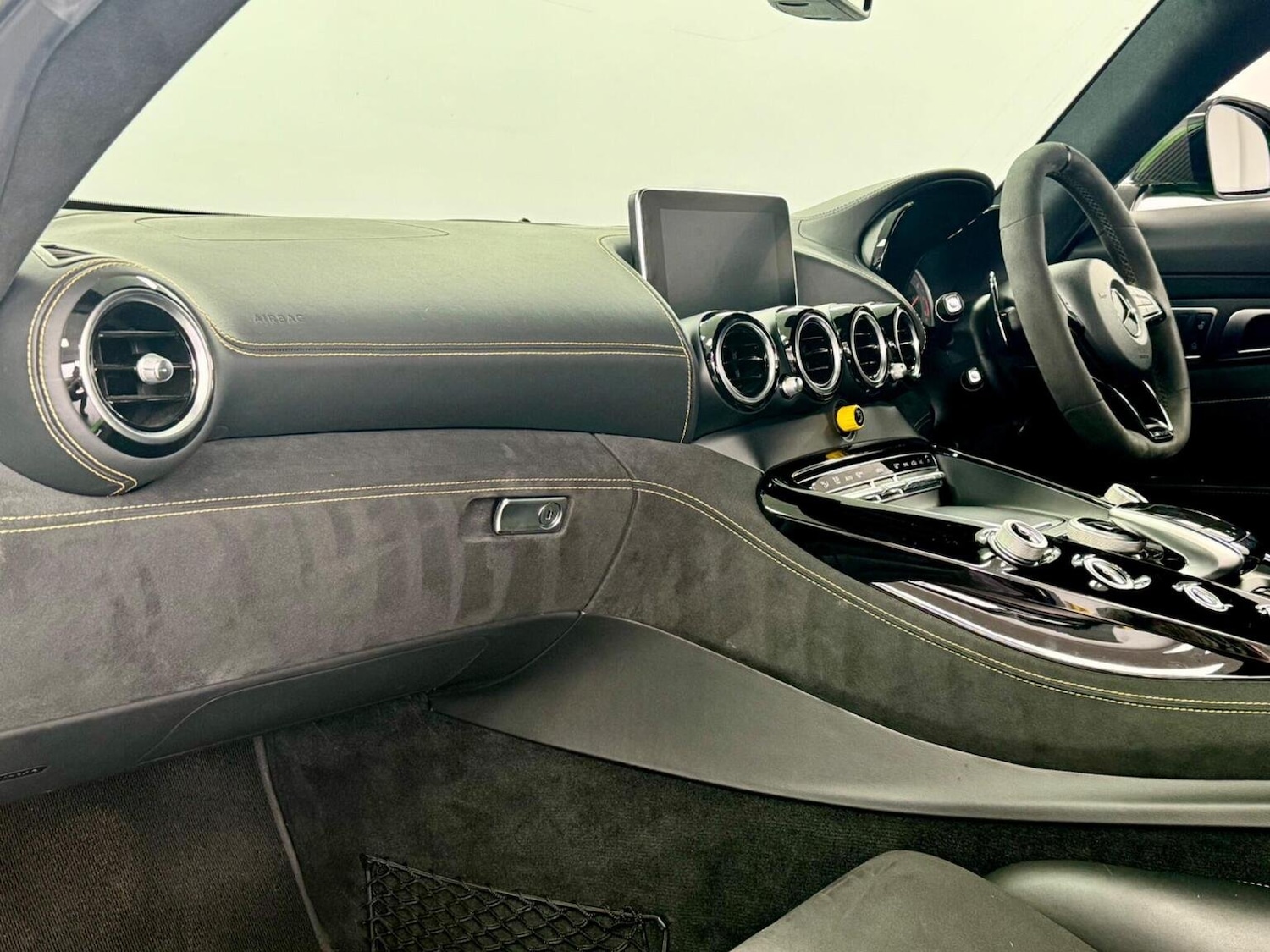 Used Mercedes-Benz AMG GT 2017 for sale - 76281386: Photo 7