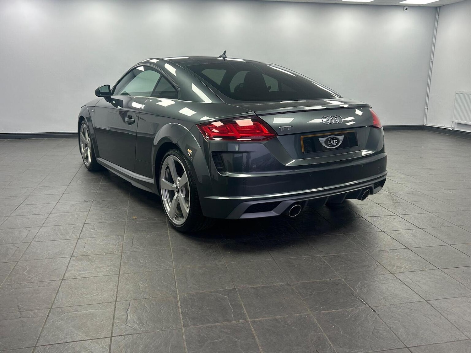 Used Audi TT 2022 for sale - 77045393: Photo 5