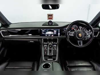Used Porsche Panamera 2019 for sale - 75962645: Photo
