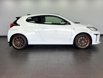 Used Toyota Yaris 2022 for sale - 78944783: Photo