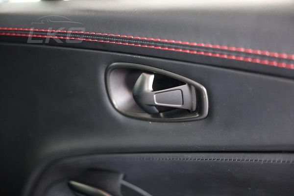 Used Aston Martin DBX 2020 for sale - 75202528: Photo 16
