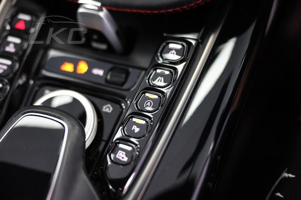 Used Aston Martin DBX 2020 for sale - 75202528: Photo 26