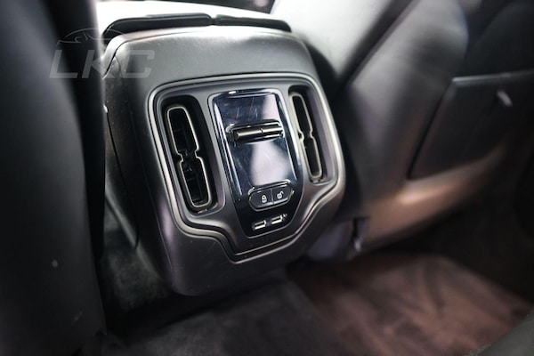Used Aston Martin DBX 2020 for sale - 75202528: Photo 40