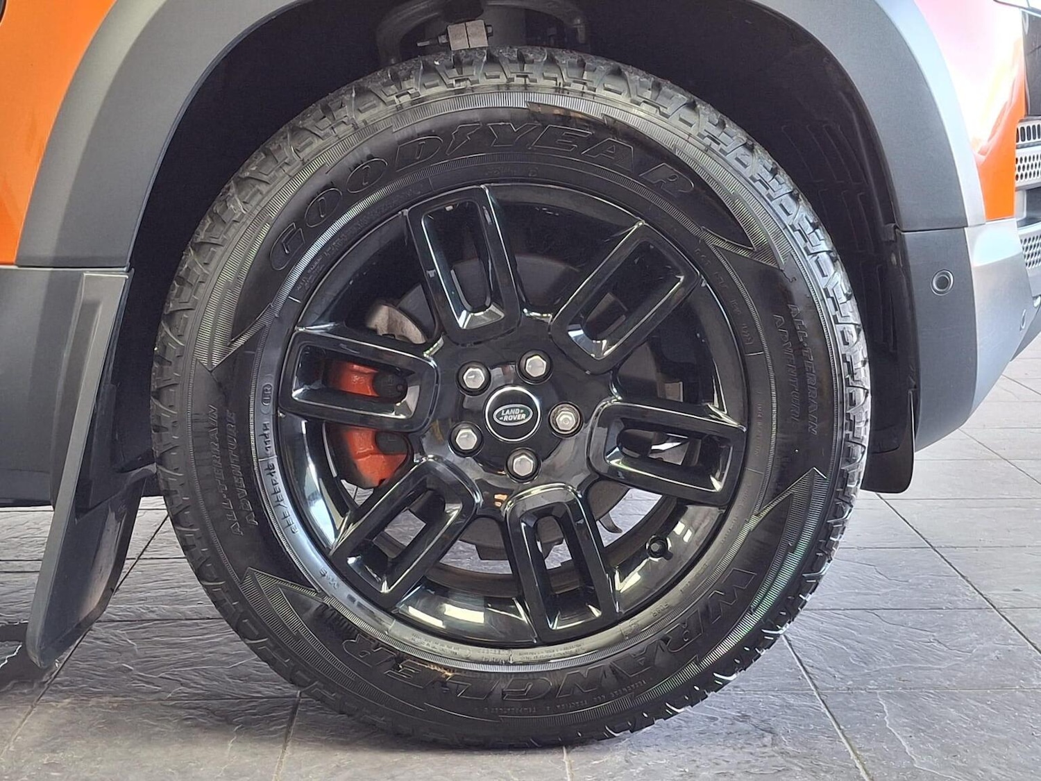 Used Land Rover Defender 2023 for sale - 77020582: Photo 21