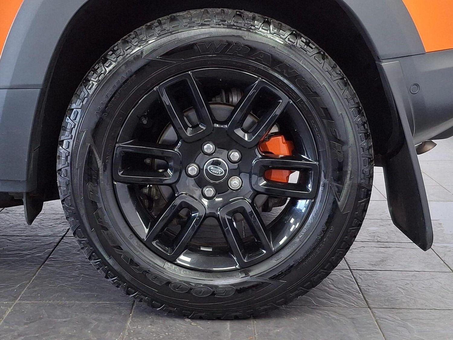 Used Land Rover Defender 2023 for sale - 77020582: Photo 22