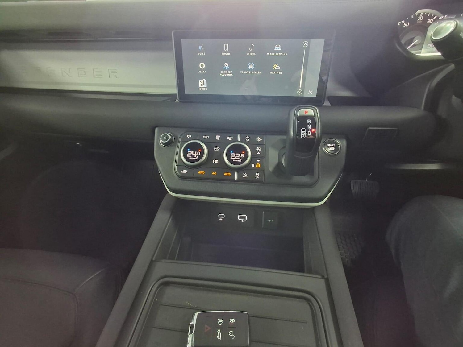 Used Land Rover Defender 2023 for sale - 77020582: Photo 28