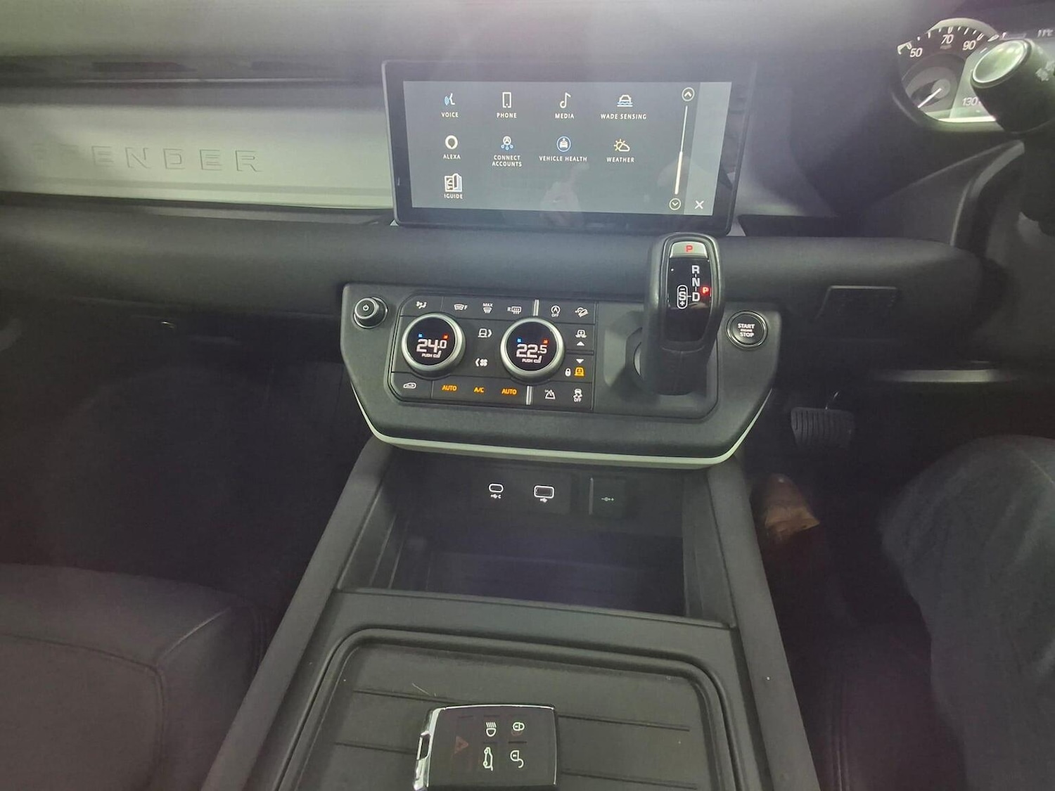 Used Land Rover Defender 2023 for sale - 77020582: Photo 42