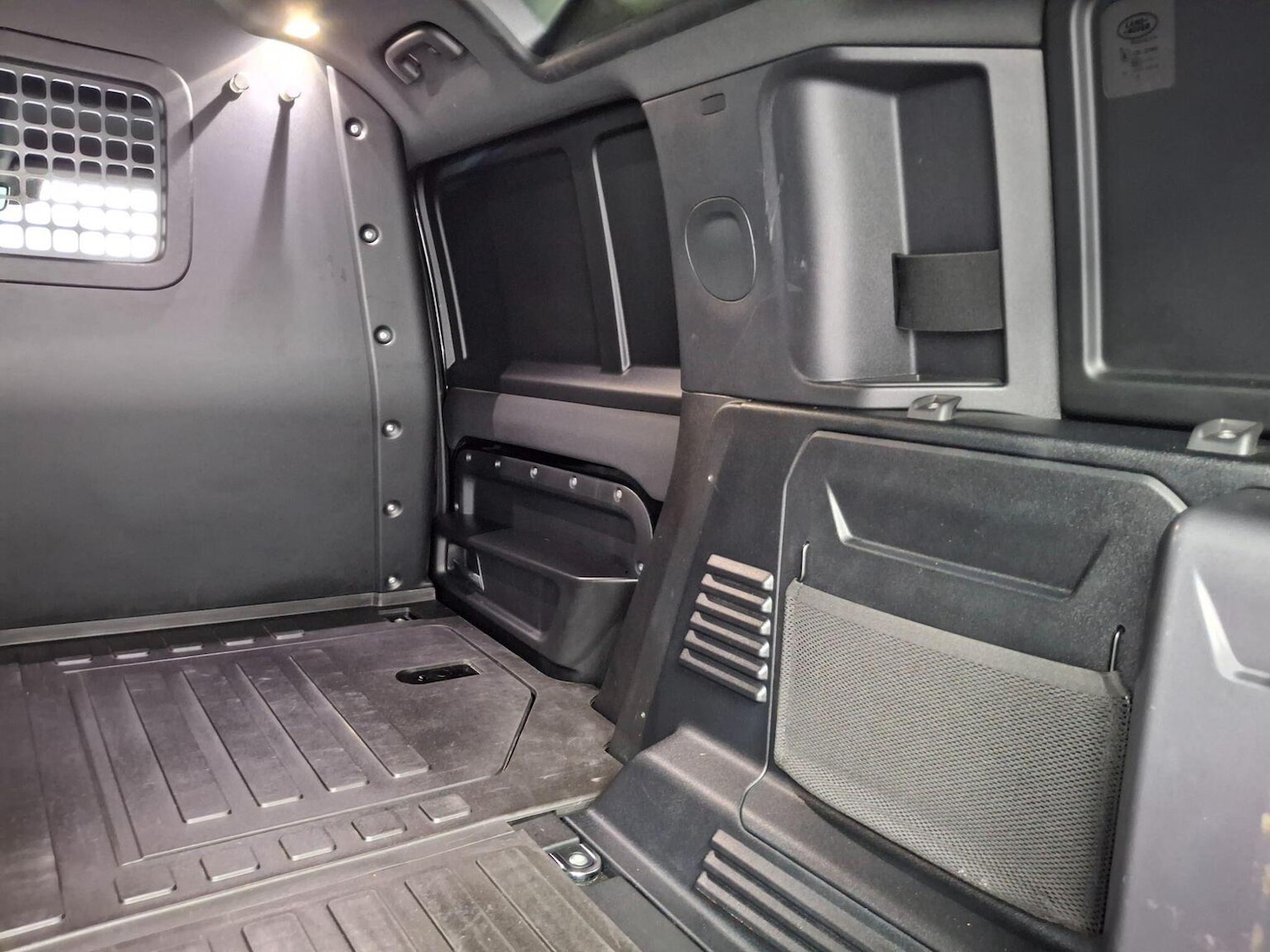 Used Land Rover Defender 110 2023 for sale - 77020582: Photo 61