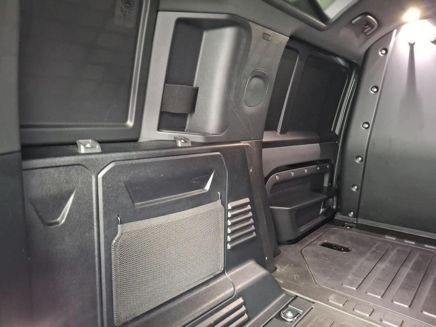 Used Land Rover Defender 110 2023 for sale - 77020582: Photo 62