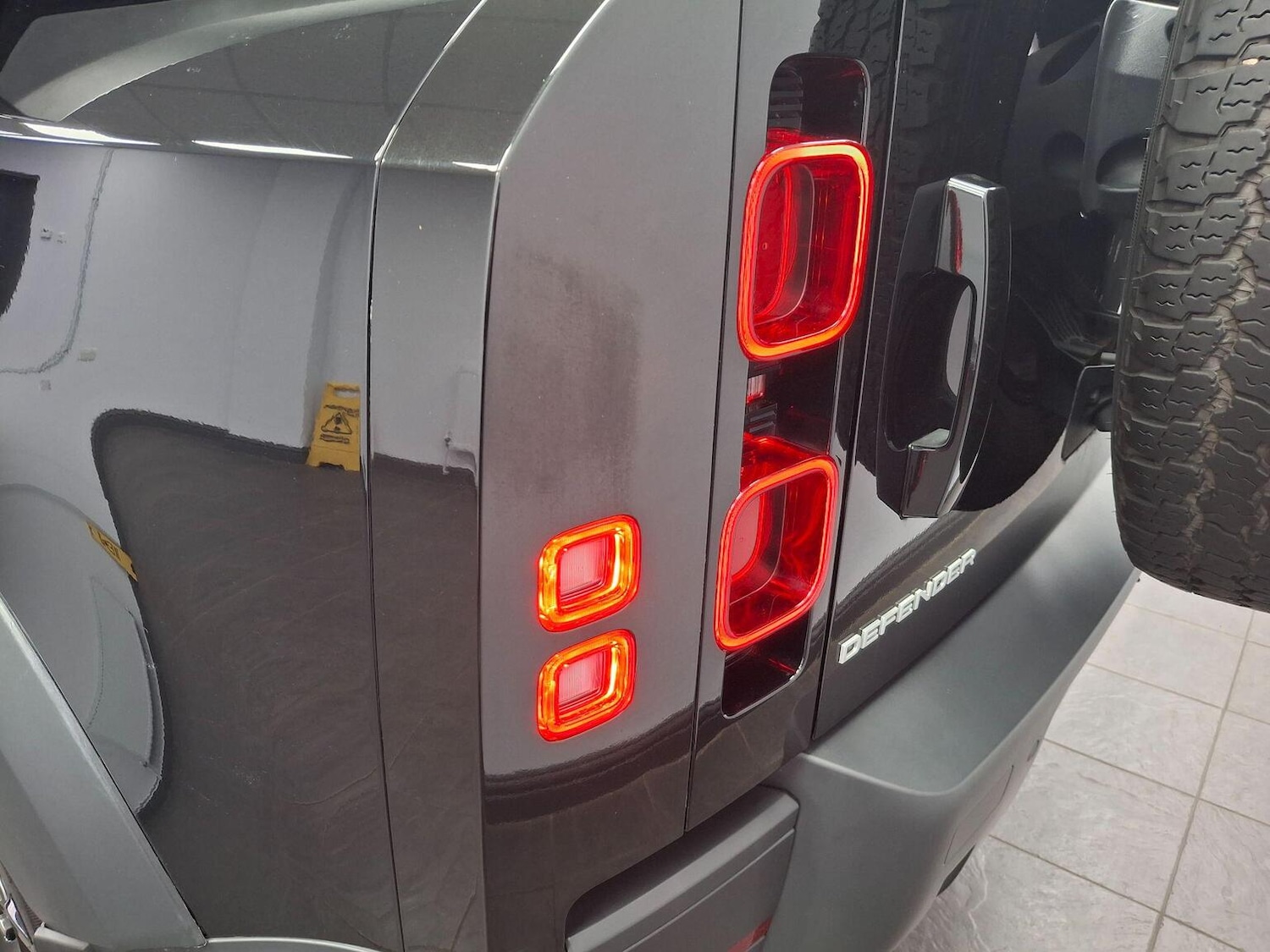 Used Land Rover Defender 110 2023 for sale - 77020582: Photo 66