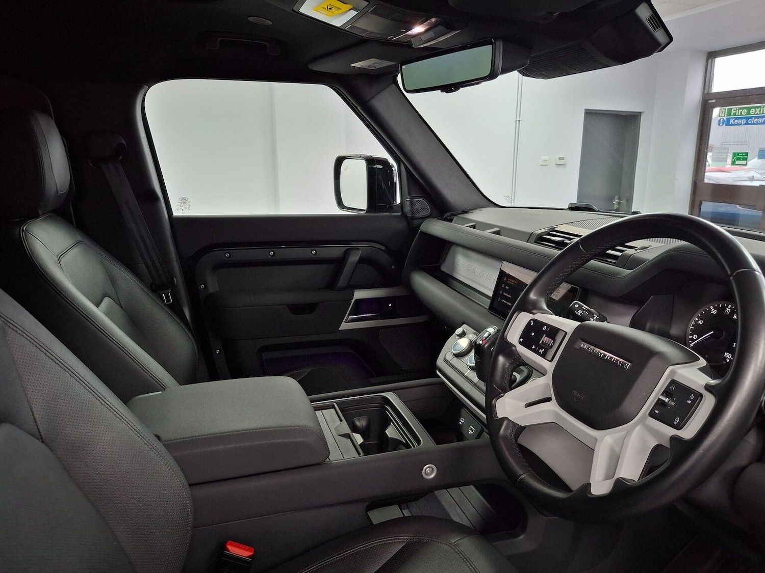 Used Land Rover Defender 110 2023 for sale - 77020582: Photo 71