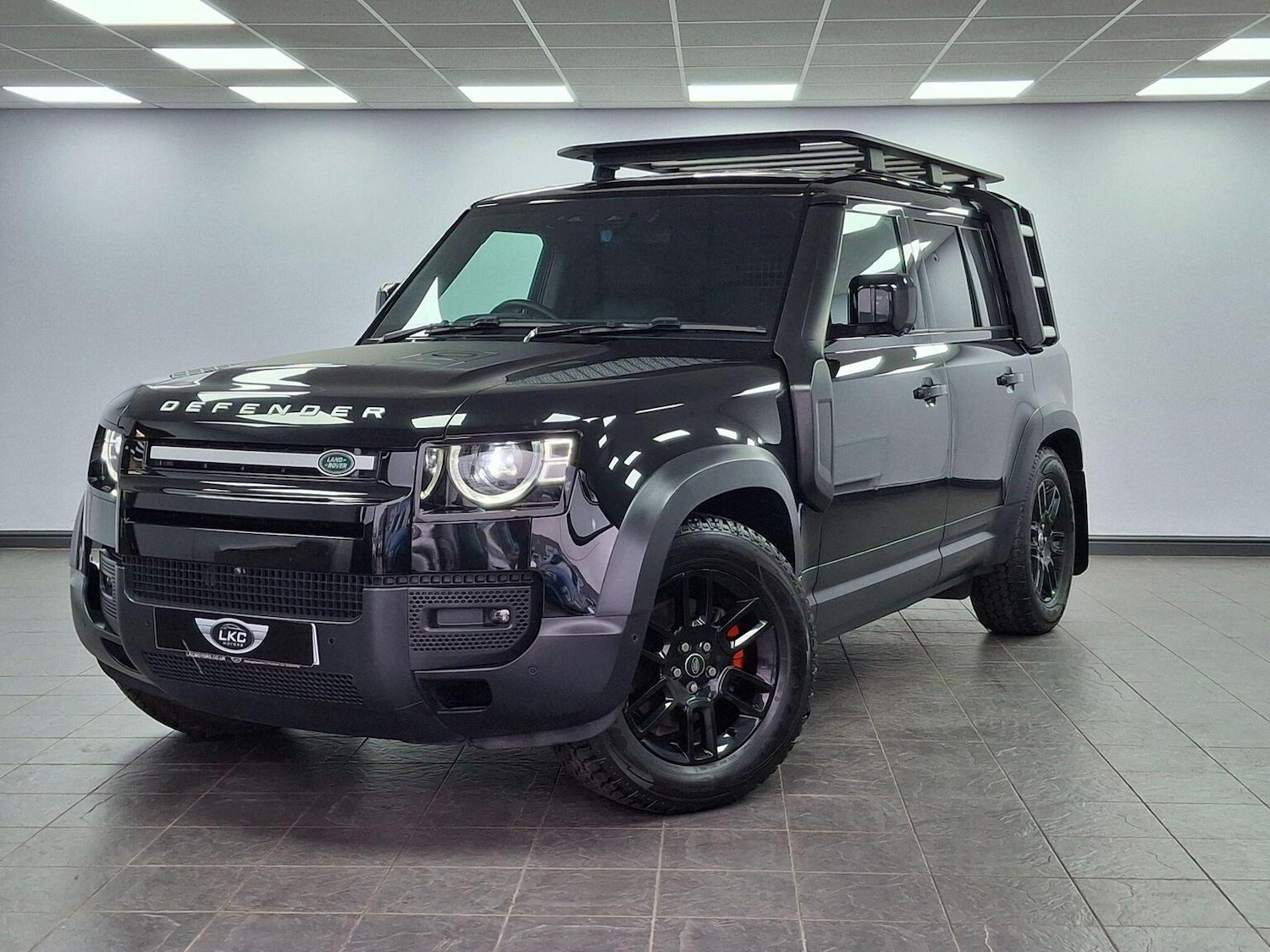 Used Land Rover Defender 110 2023 for sale - 77020582: Photo 81