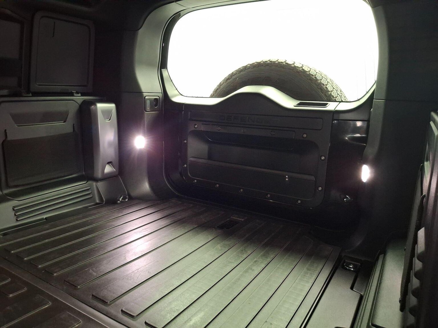 Used Land Rover Defender 110 2023 for sale - 77020582: Photo 88