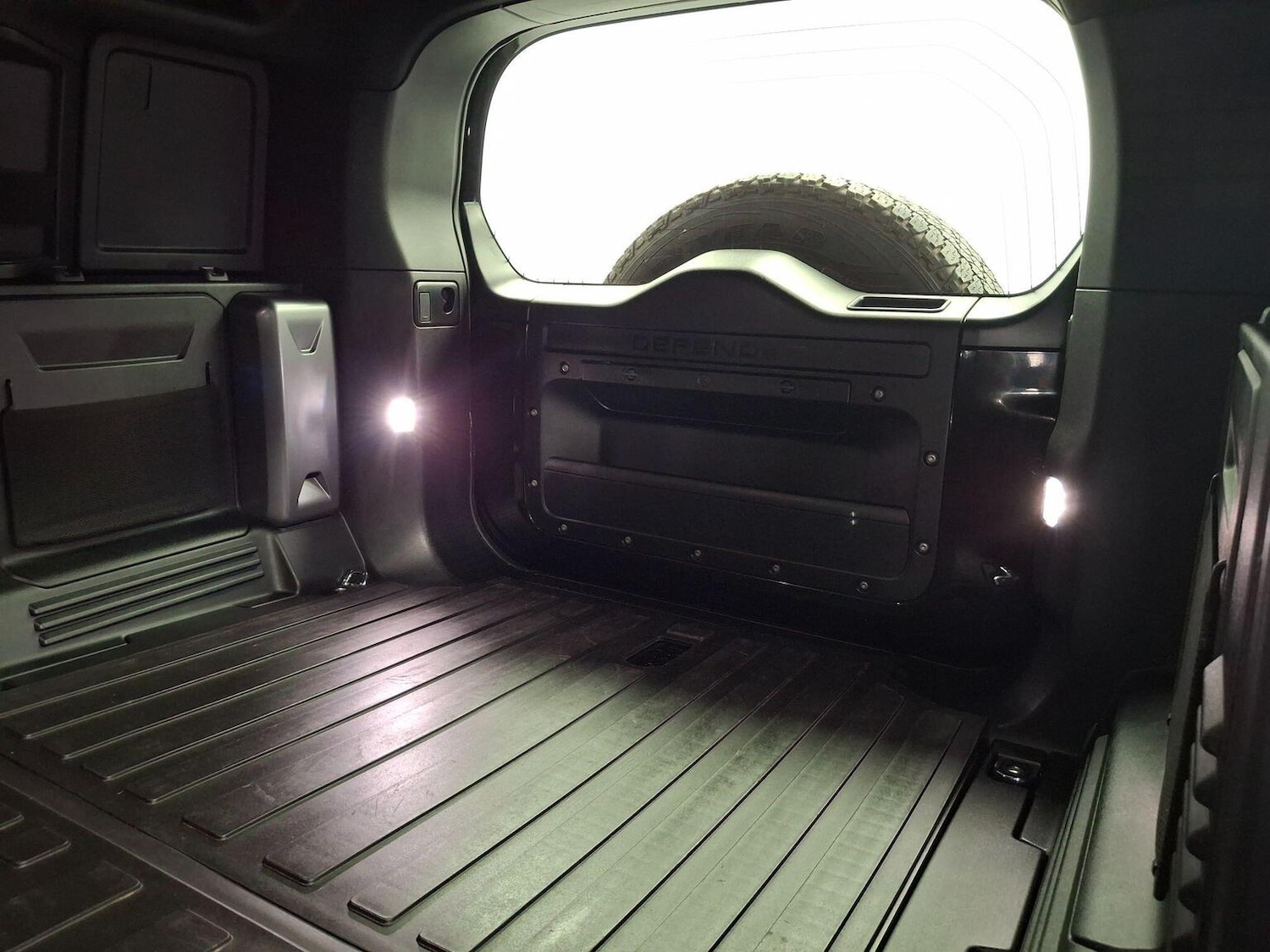 Used Land Rover Defender 110 2023 for sale - 77020582: Photo 96