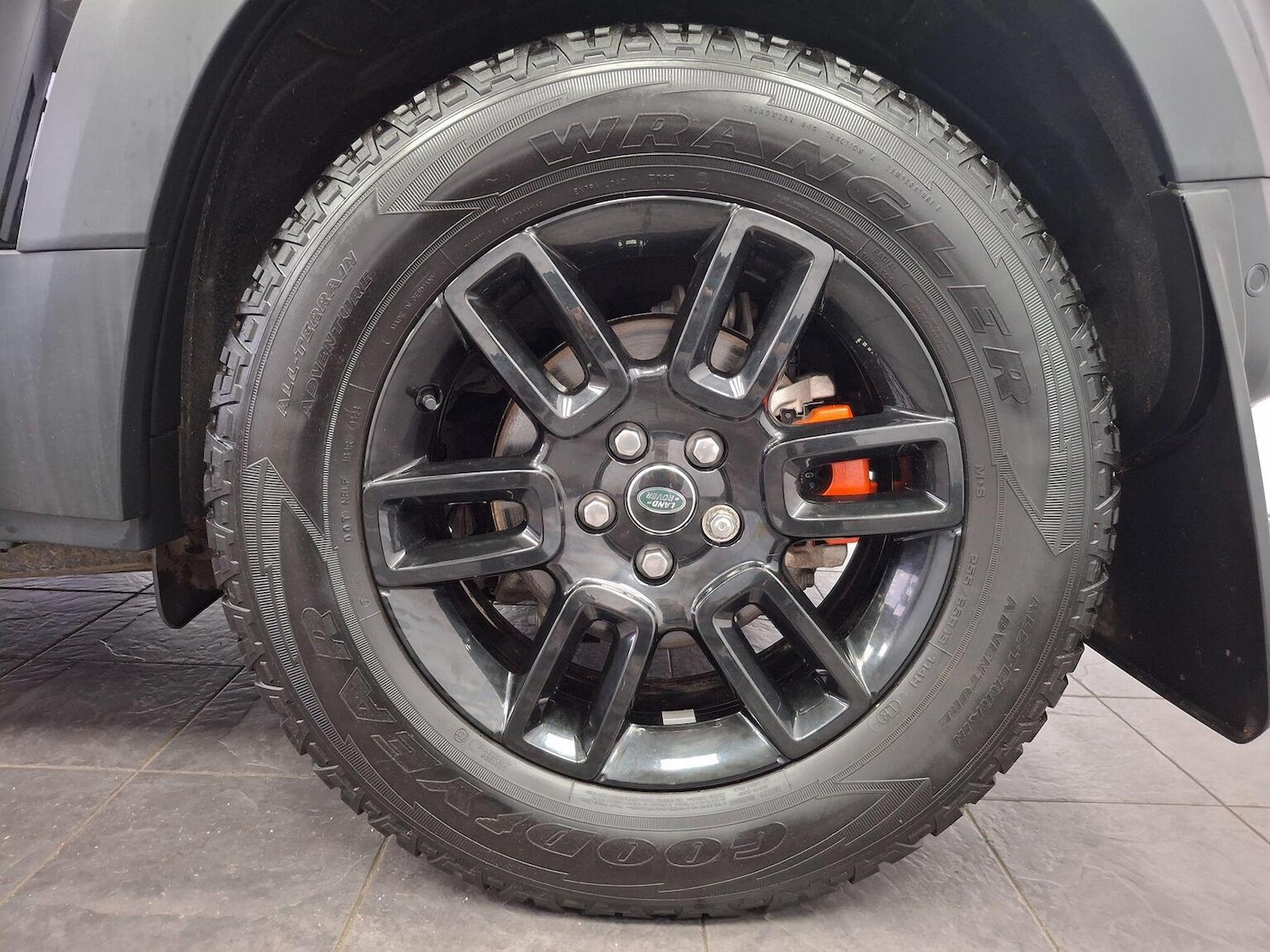 Used Land Rover Defender 110 2023 for sale - 77020582: Photo 98