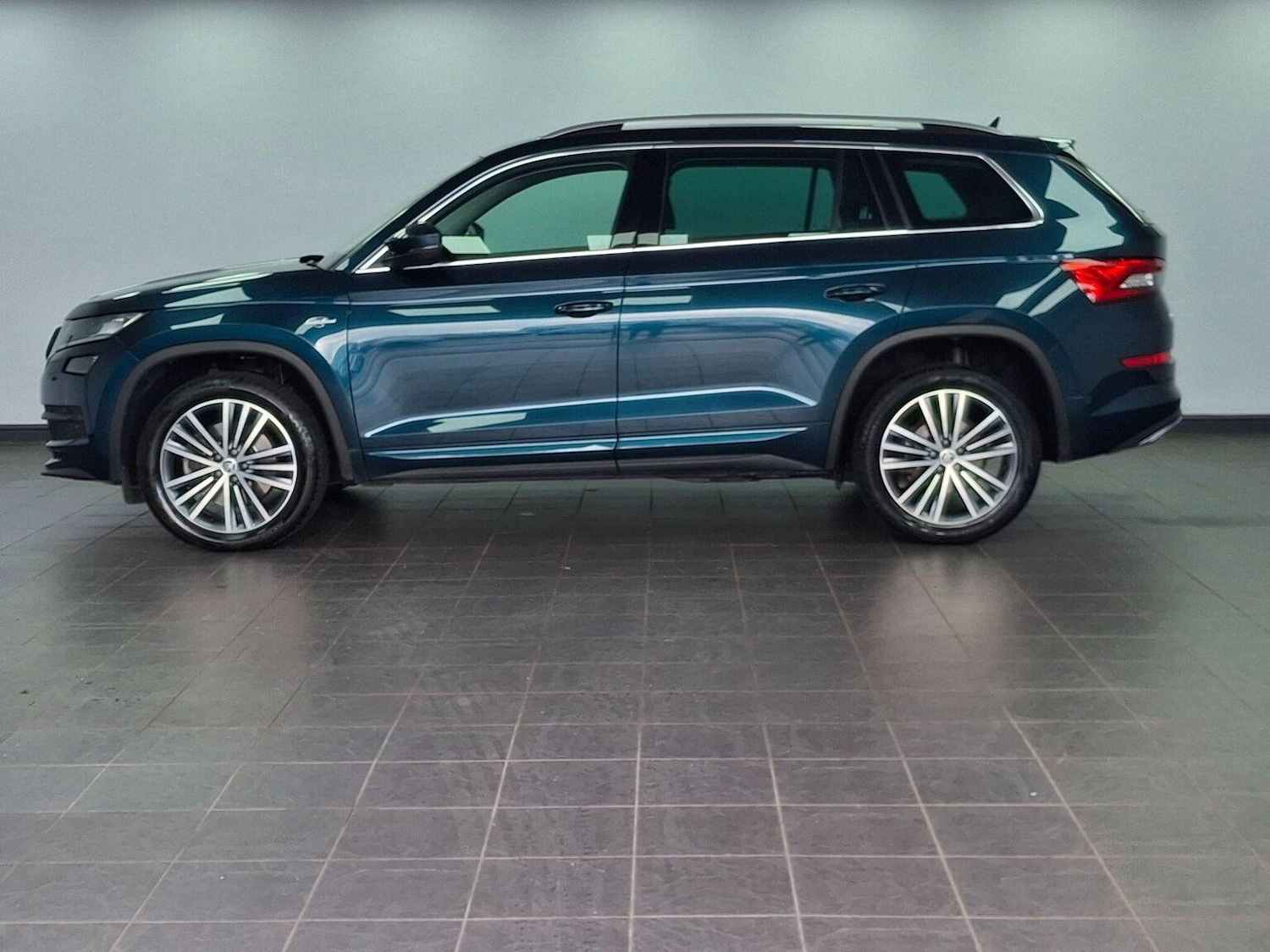 Used Skoda Kodiaq 2021 for sale - 76347189: Photo 2