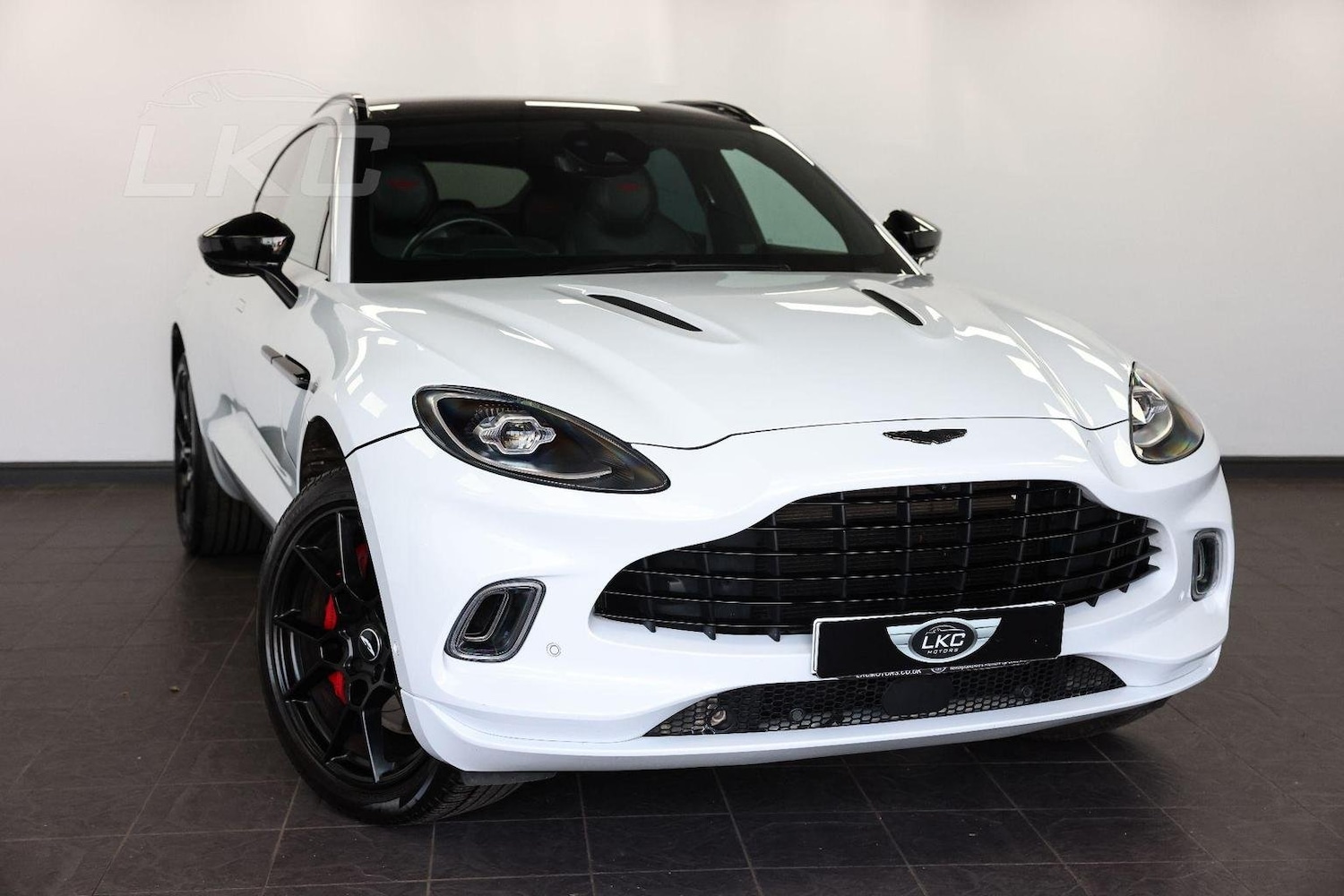 Used Aston Martin DBX 2020 for sale - 76769367: Photo 12