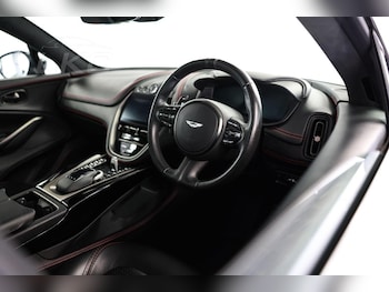 Used Aston Martin DBX 2020 for sale - 76769367: Photo