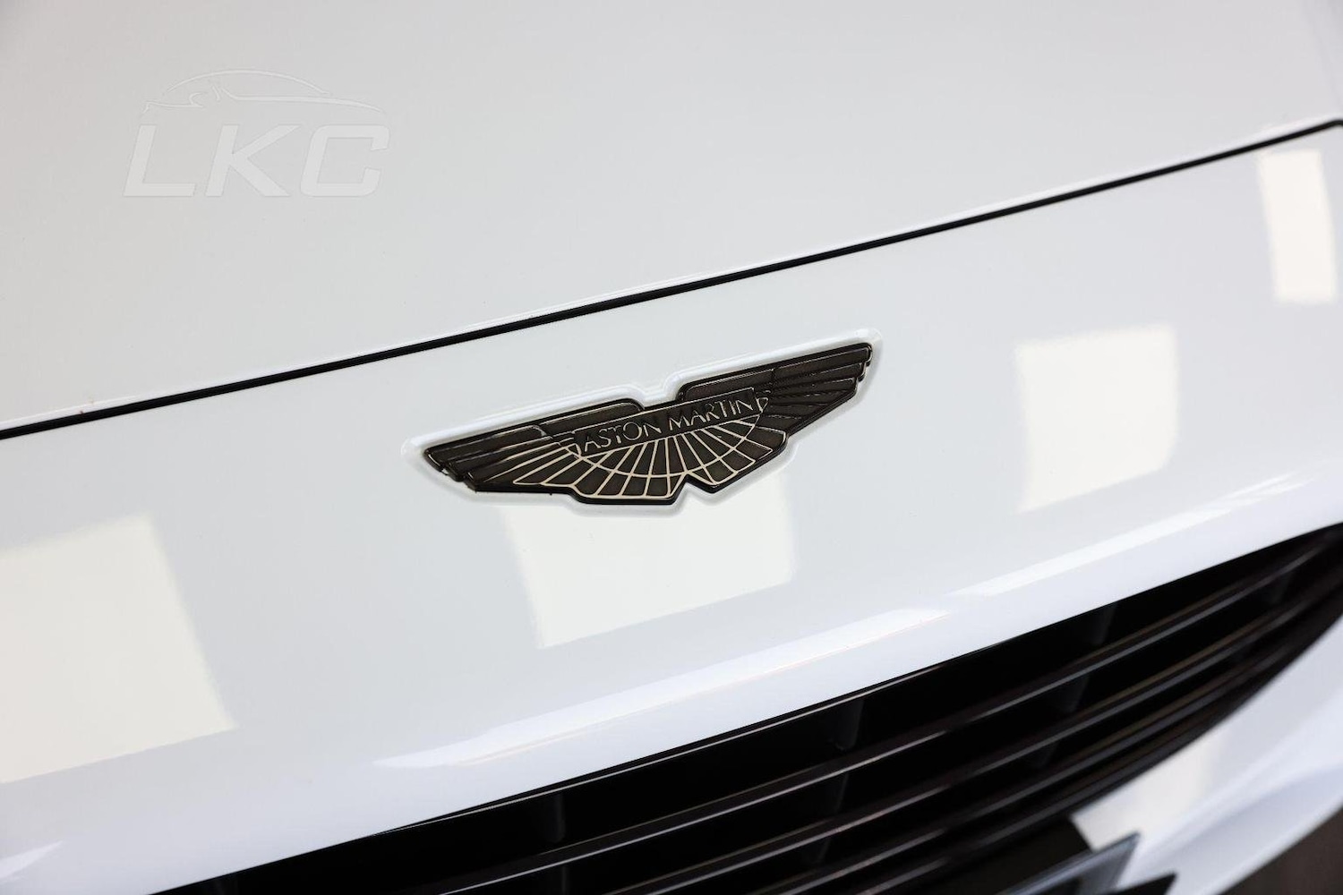 Used Aston Martin DBX 2020 for sale - 76769367: Photo 9