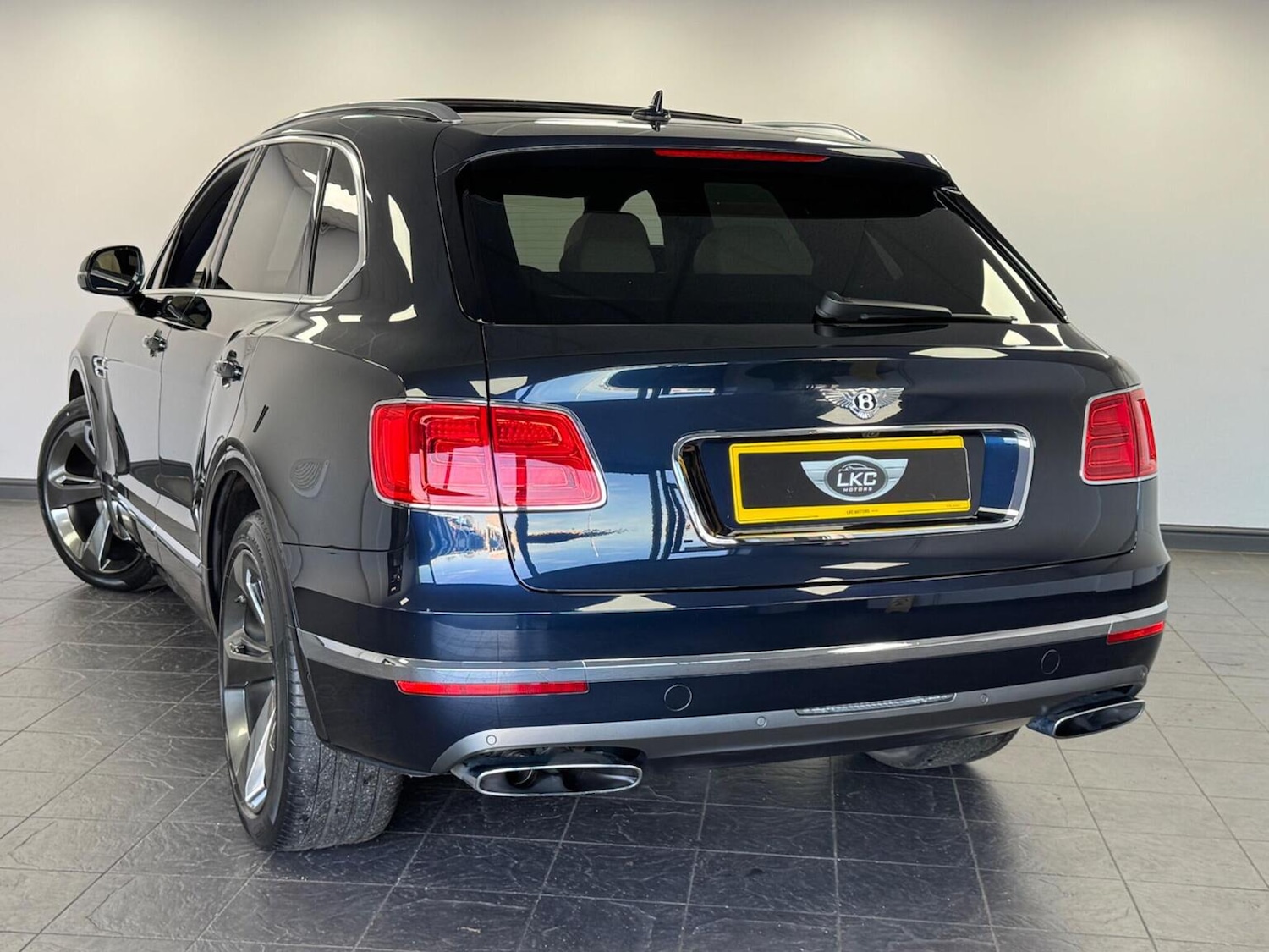 Used Bentley Bentayga 2018 for sale - 76560016: Photo 20
