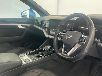 Used Volkswagen Touareg 2023 for sale - 78584283: Photo