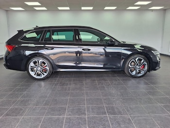 Used Skoda Octavia 2024 for sale - 78770120: Photo
