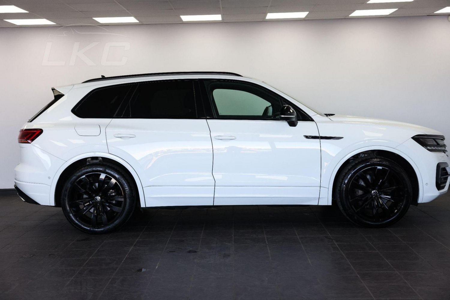 Used Volkswagen Touareg 2022 for sale - 76794596: Photo 14