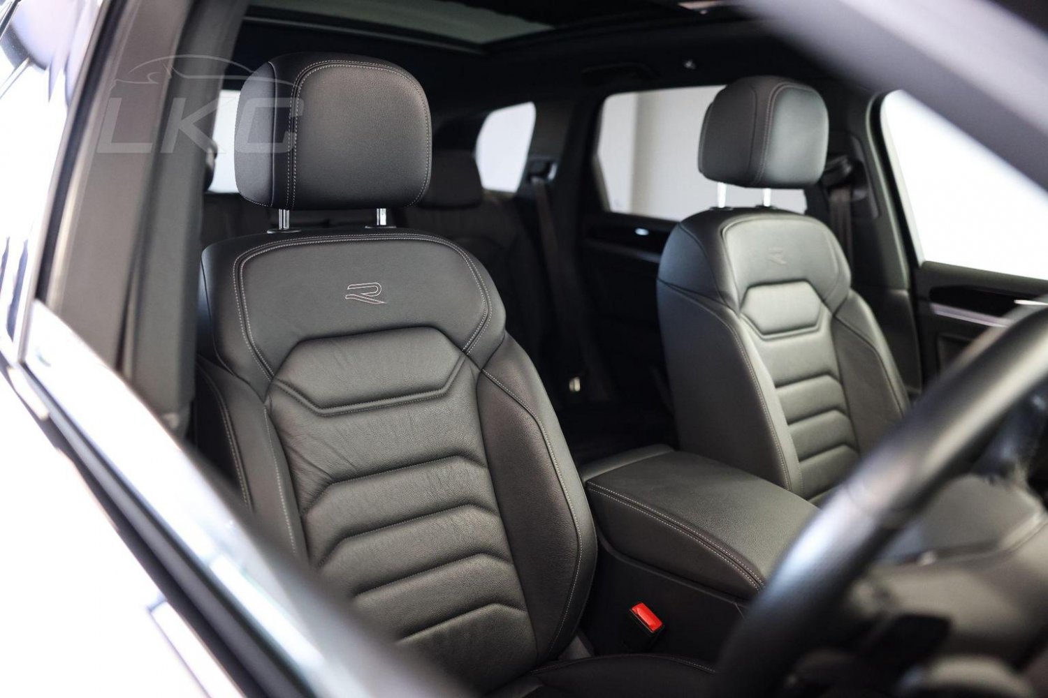 Used Volkswagen Touareg 2022 for sale - 76794596: Photo 3