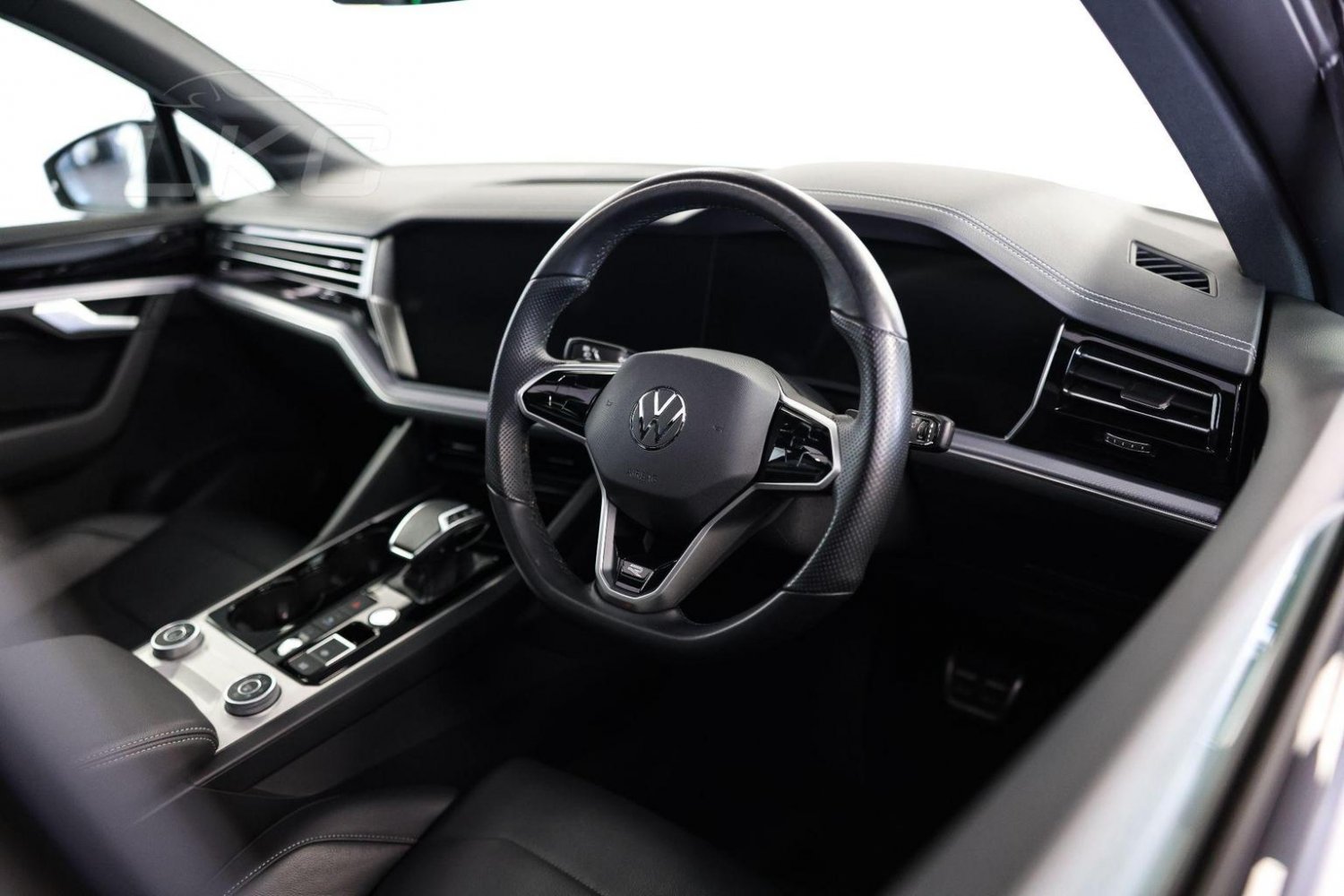 Used Volkswagen Touareg 2022 for sale - 76794596: Photo 6