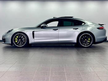 Used Porsche Panamera 2021 for sale - 78004576: Photo
