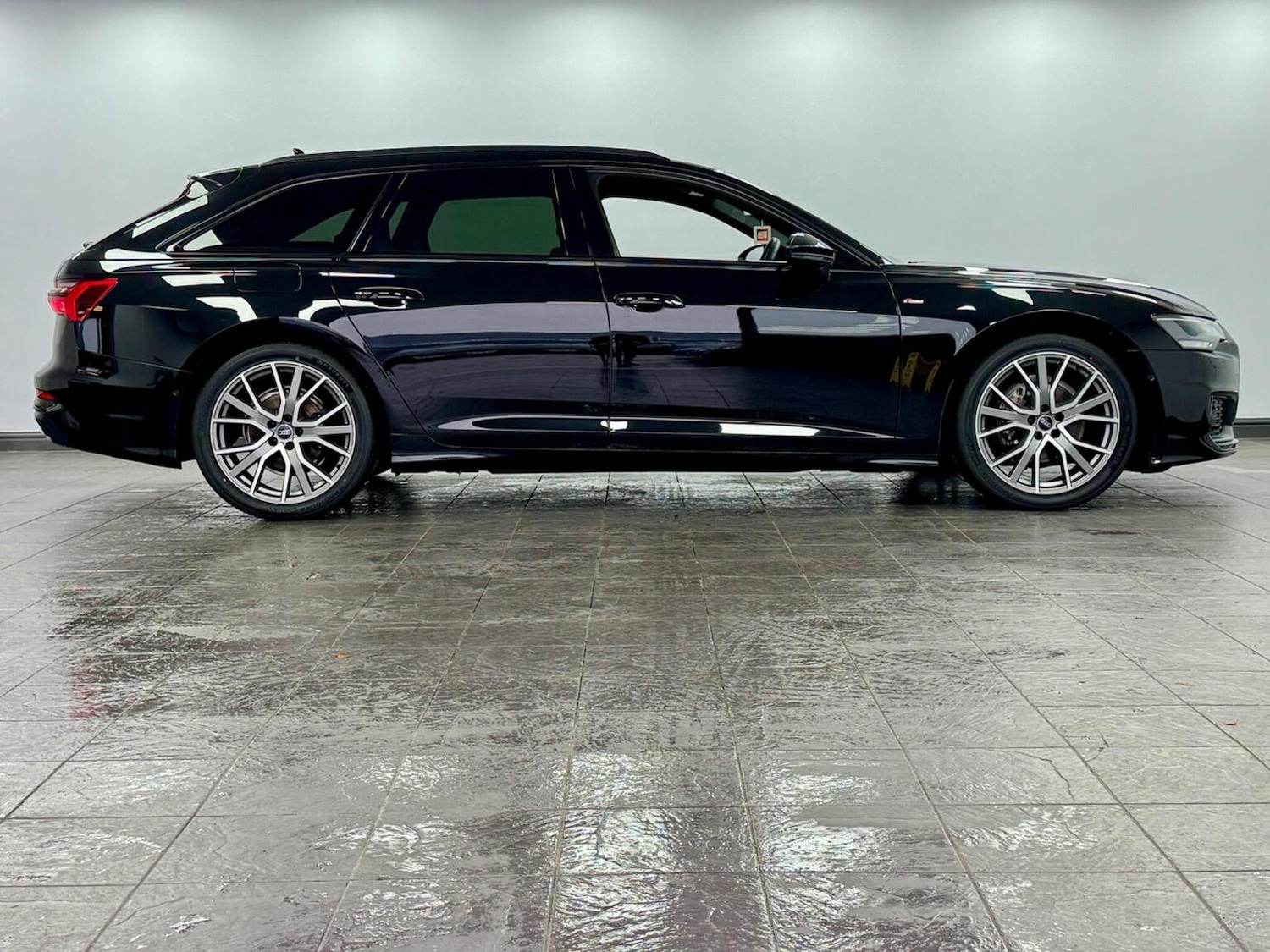 Used Audi A6 Avant 2022 for sale - 76591577: Photo 4