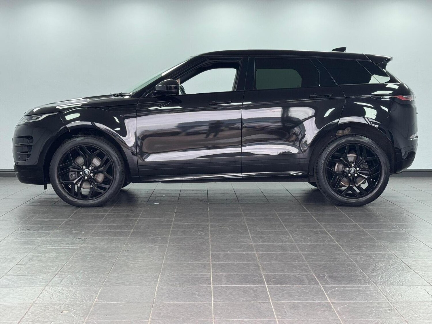 Used Land Rover Range Rover Evoque 2023 for sale - 77464449: Photo 12