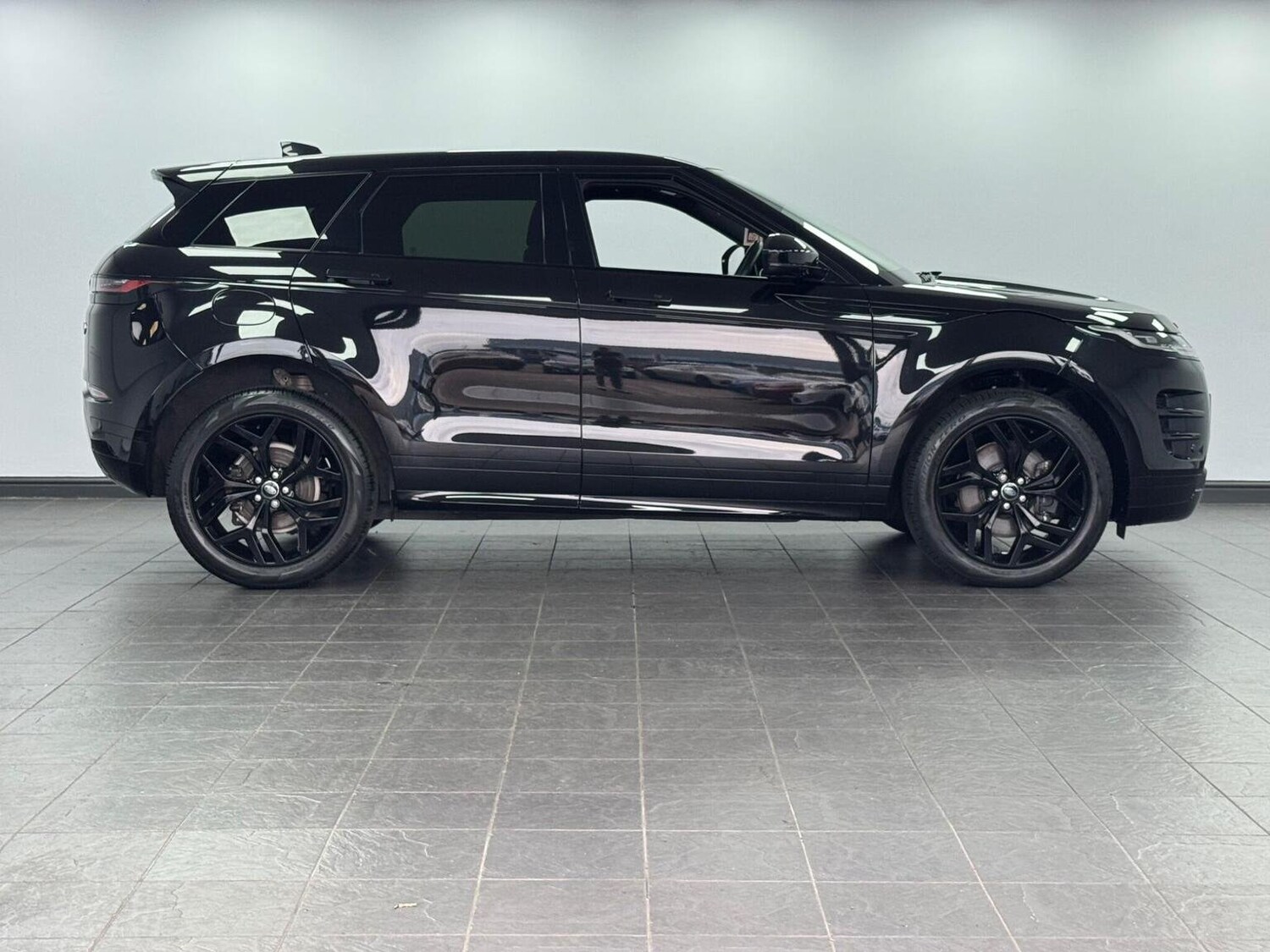 Used Land Rover Range Rover Evoque 2023 for sale - 77464449: Photo 18