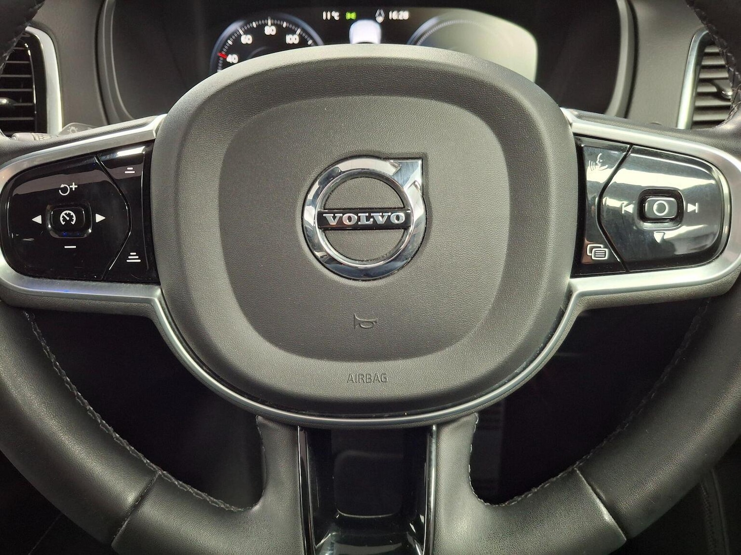 Used Volvo XC90 2022 for sale - 77129517: Photo 23