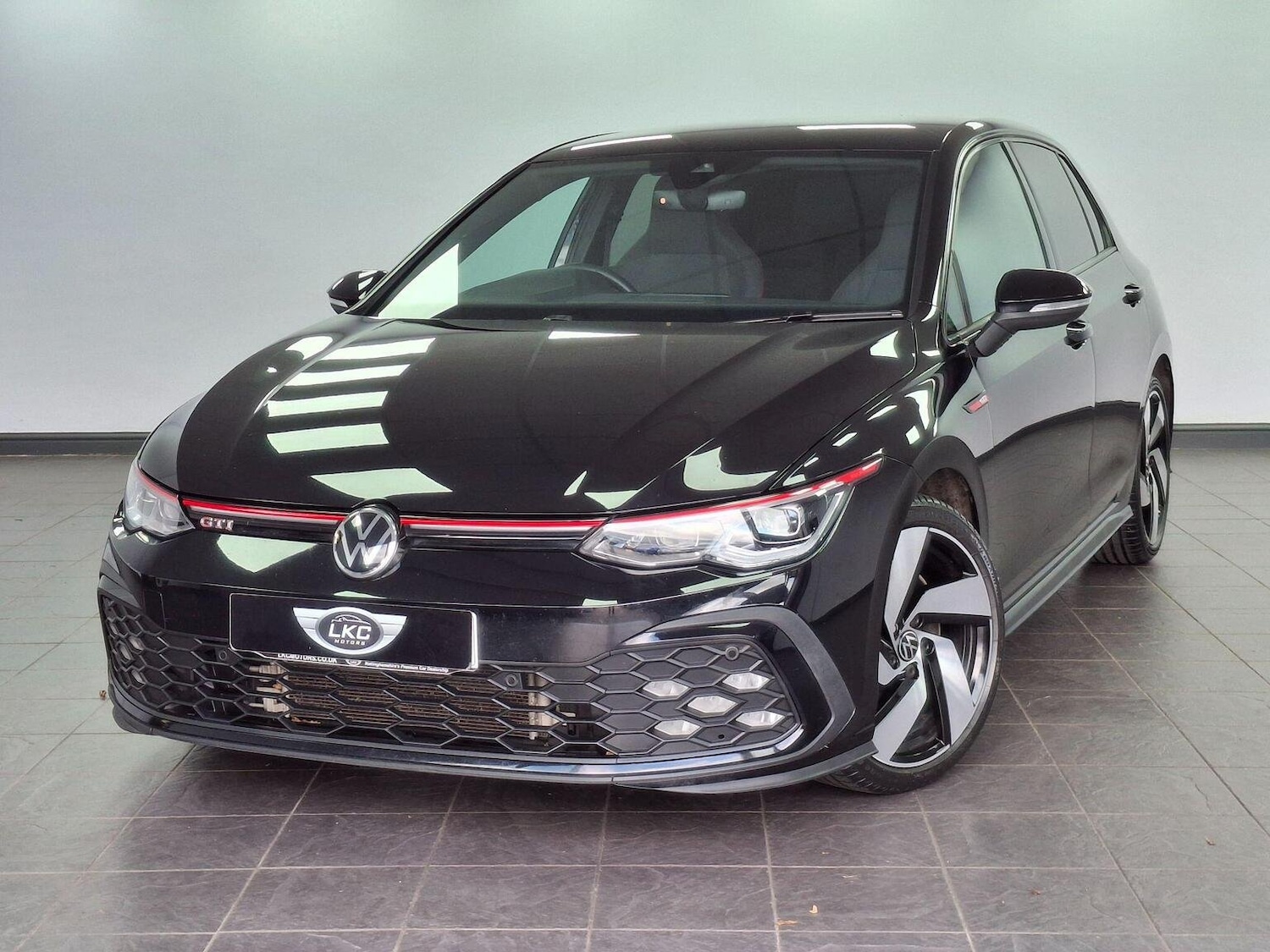 Used Volkswagen Golf 2021 for sale - 76397110: Photo 1