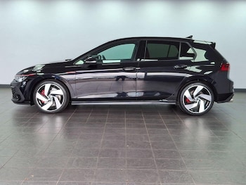 Used Volkswagen Golf 2021 for sale - 76397110: Photo