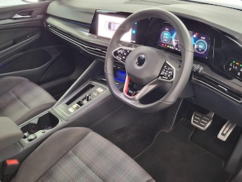 Used Volkswagen Golf 2021 for sale - 76397110: Photo