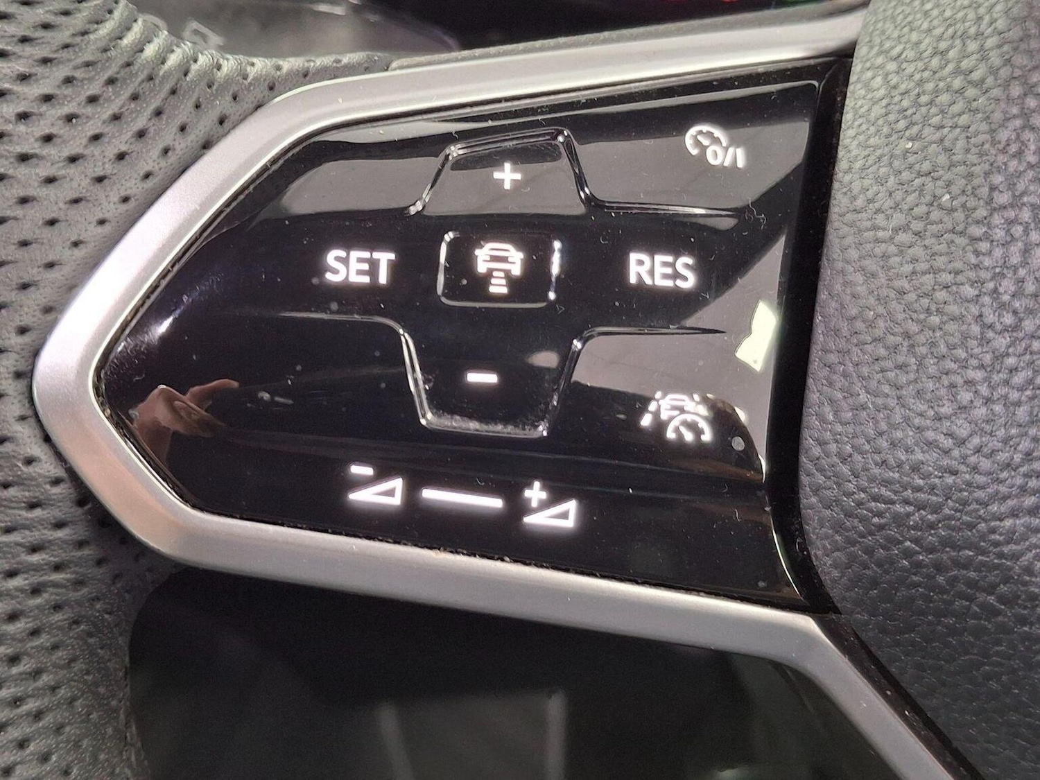 Used Volkswagen Golf 2021 for sale - 76397110: Photo 8