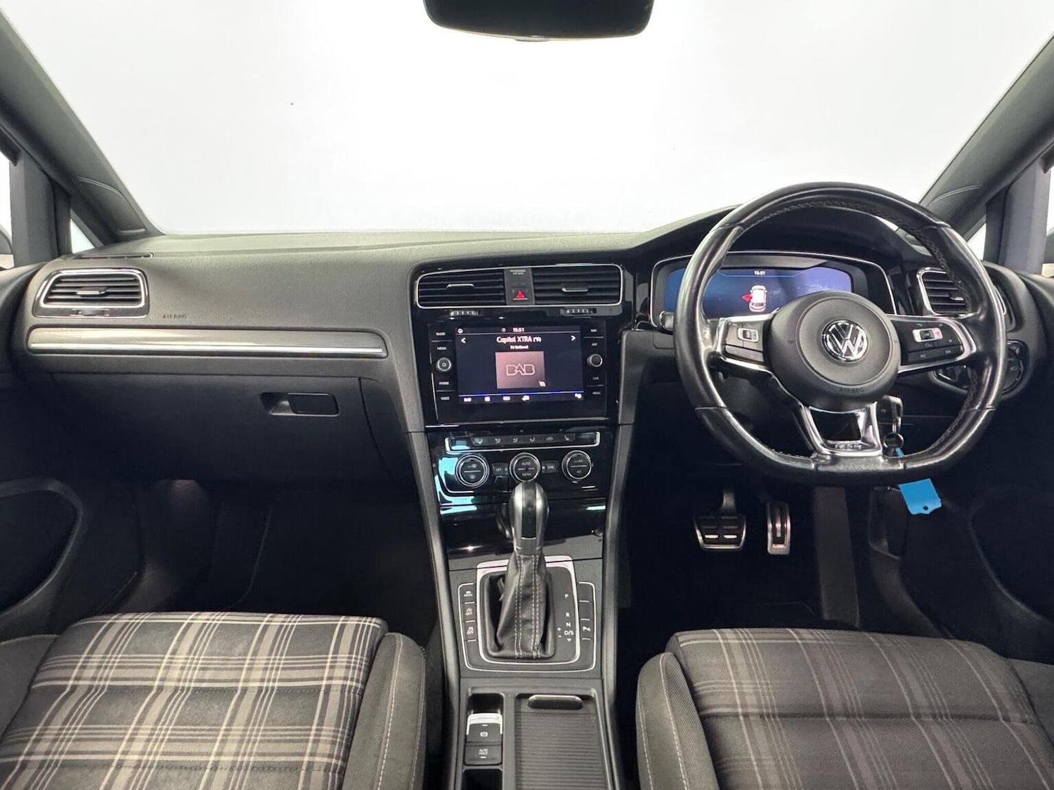 Used Volkswagen Golf 2018 for sale - 76794573: Photo 3