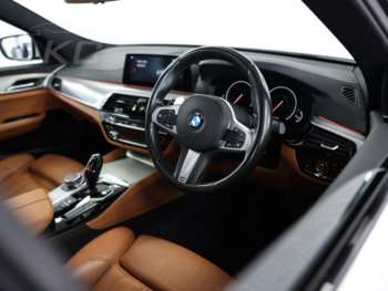 Used BMW 6 Series Gran Turismo 2019 for sale - 74874250: Photo