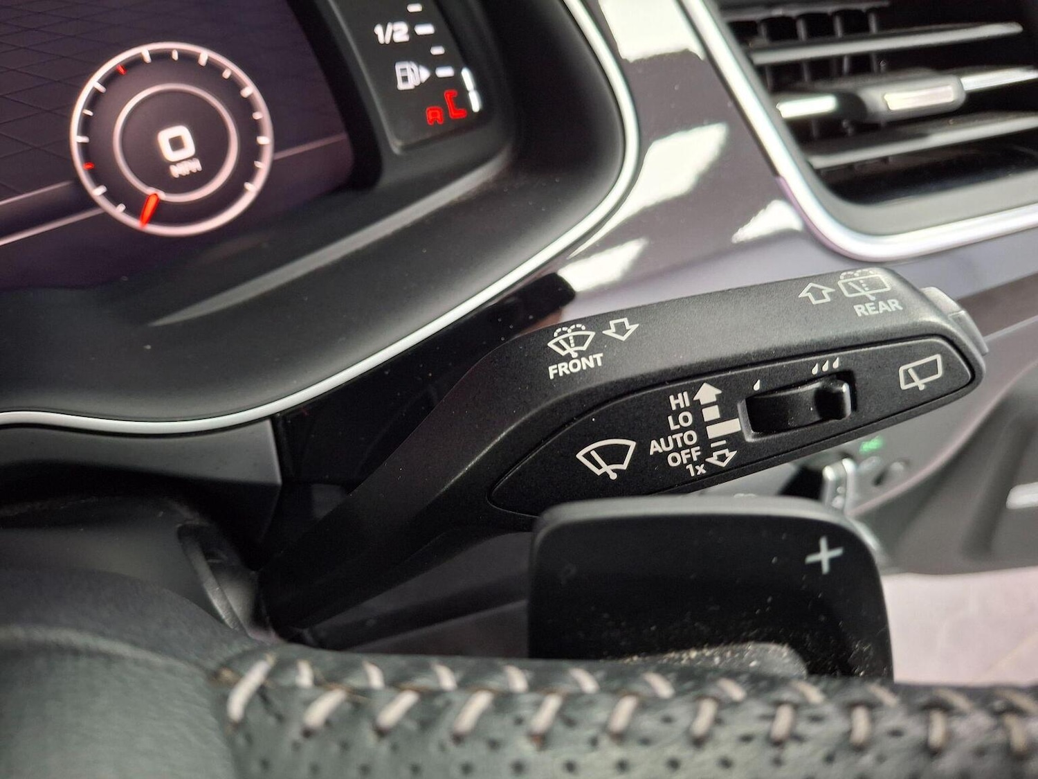 Used Audi Q7 2018 for sale - 77632377: Photo 23